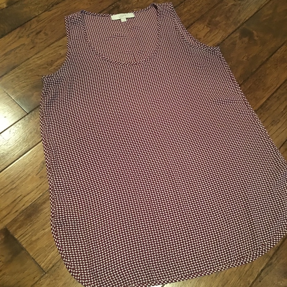 Loft patterned longer sleeveless tank
